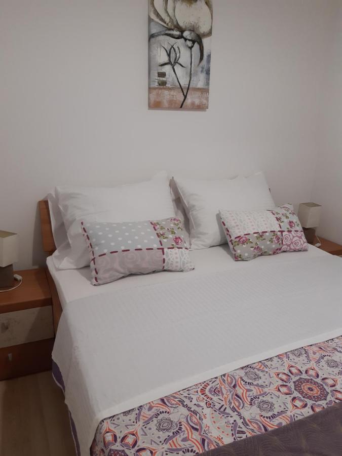 Apartments Zerjav 말리로시니 외부 사진